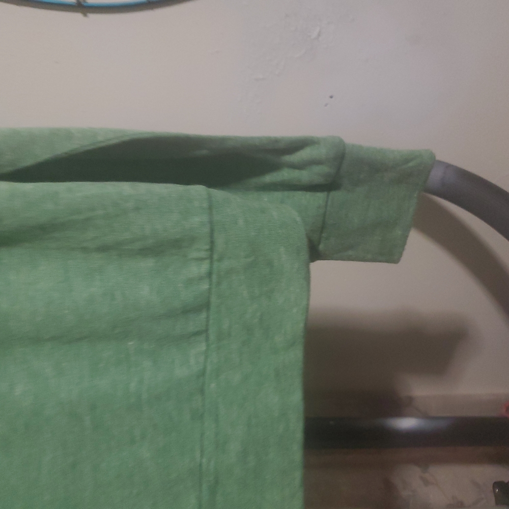 ××l Top - Picture 3 of 4